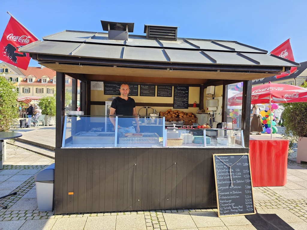 Der Imbiss-Kiosk auf dem Marktplatz Ludwigsburg